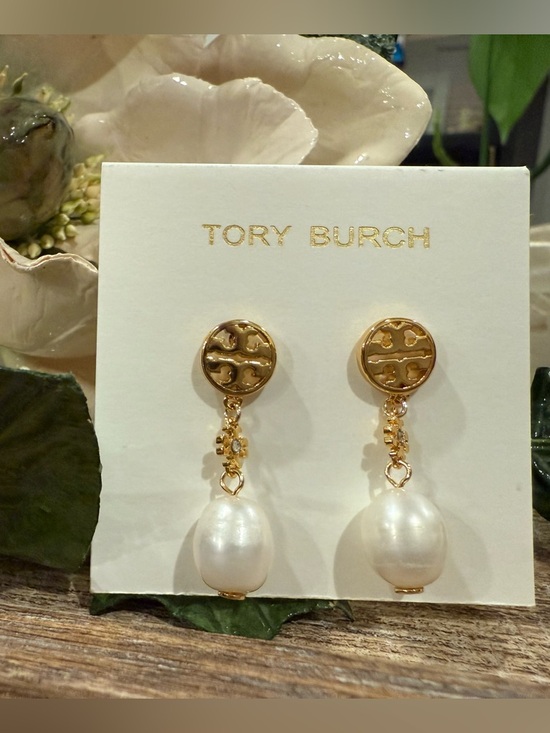Tory Burch Jewelry - Tory Burch Gold Logo Drop Earrings with White Pearls